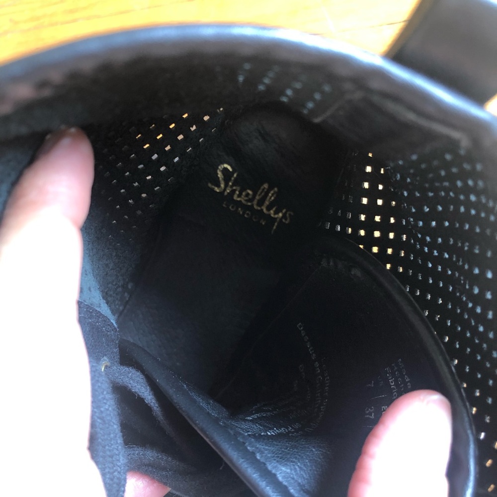 Shelly’s London Black Leather sneaker - Picture 6 of 6